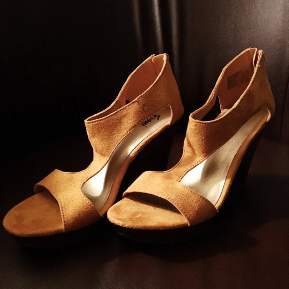 Womens Shoes